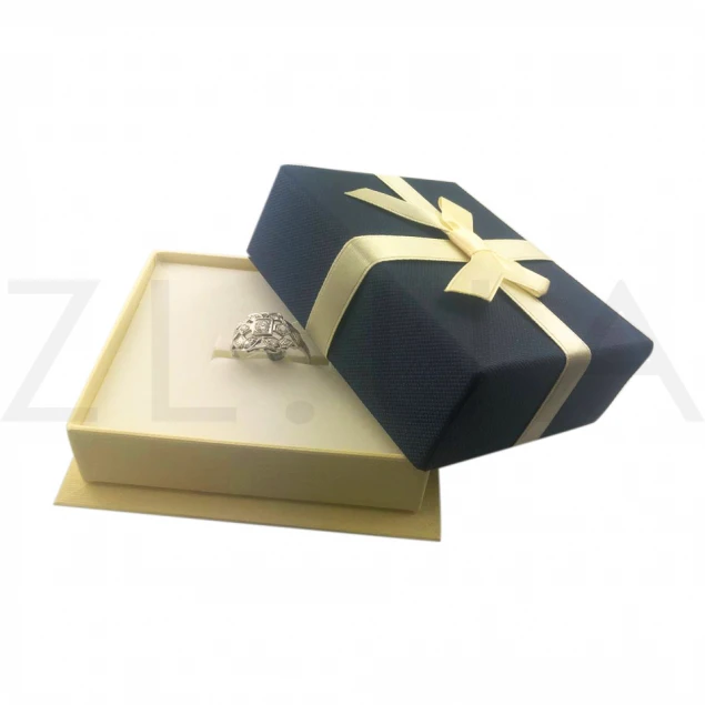 Подарункова коробочка синього кольору Photo-3