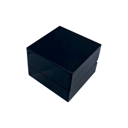 Черная глянцевая коробка для обручальных колец